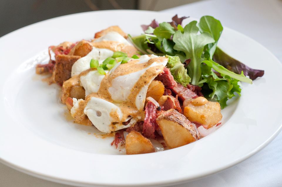 Happy Hour | Creme Restaurant & Lounge | Drink Baltimore