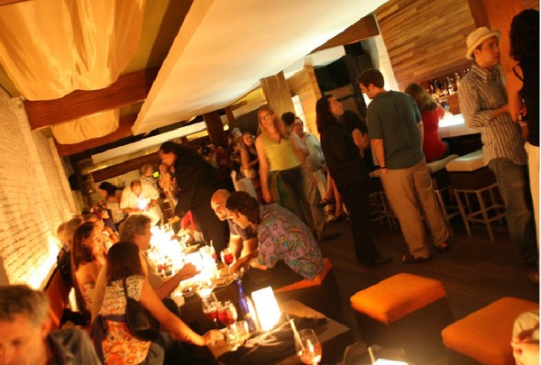 Happy Hour | Red Maple | Drink Baltimore