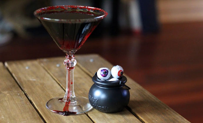 5 Spooky Cocktails for Your Halloween Party